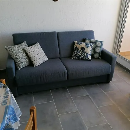 Refait 2 Pieces Avec Piscine Et Parking - Fr-1-731-106 Le Grau-du-Roi